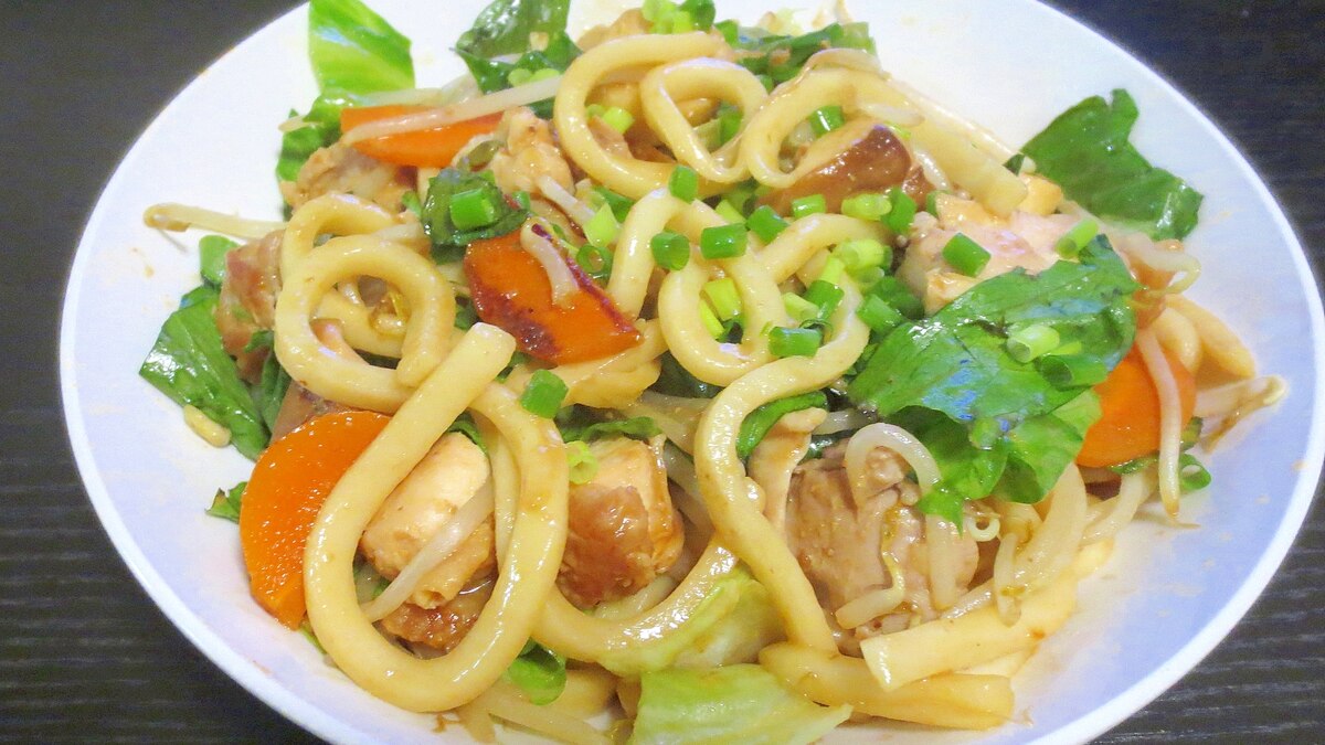 鶏とレタスの焼うどん レシピ 作り方 By A S A P 楽天レシピ 鶏とレタスの焼うどん レシピ 作り方 By A S A P 楽天レシピ